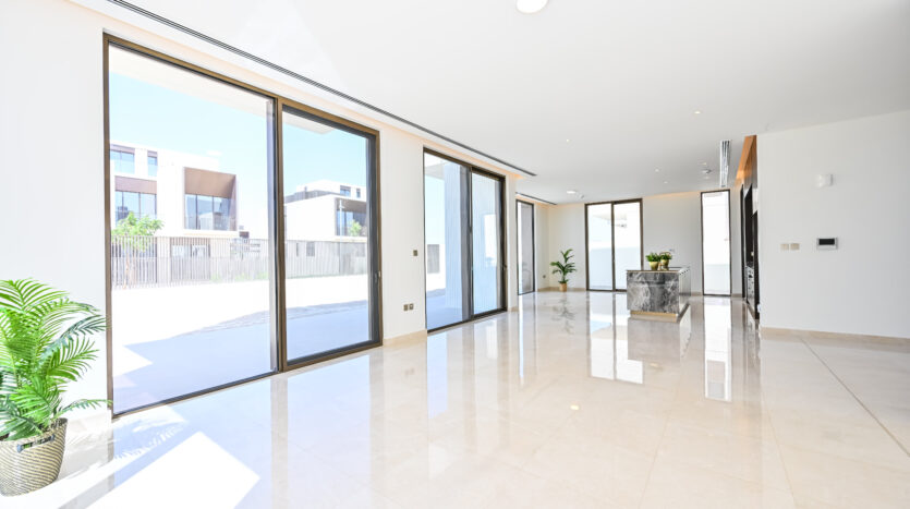 Emaar x Elie Saab | Large 5BR | Private Salt Pool 12M | 100% Park Facing