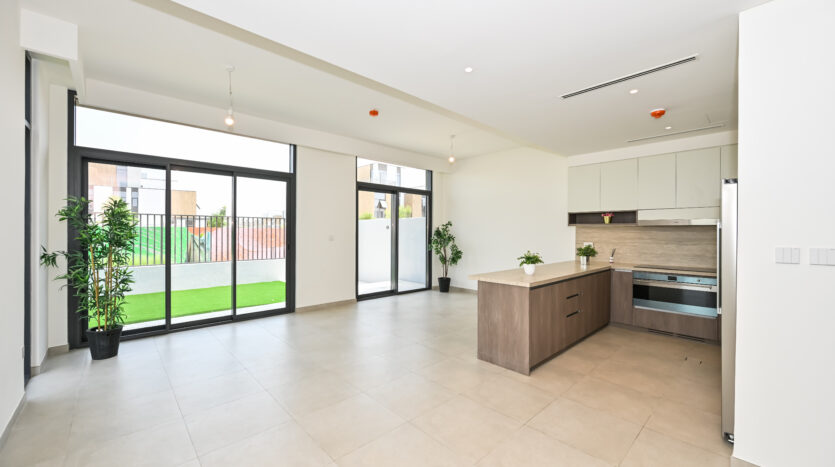 4BR+Family+Maid | G+2 | Pool and Park Facing | 4B2