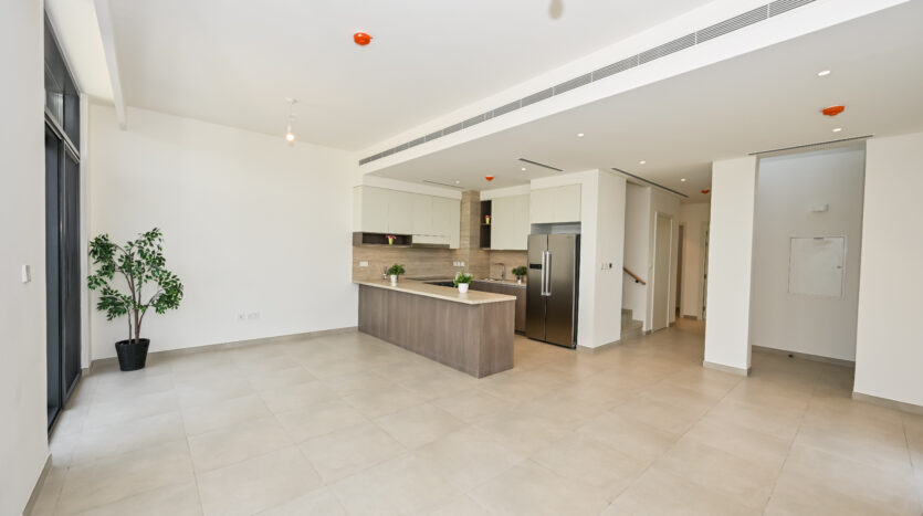 4BR+Family+Maid | G+2 | Pool and Park Facing | 4B2