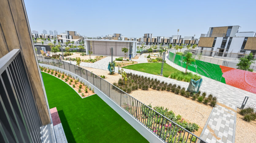 4BR+Family+Maid | G+2 | Pool and Park Facing | 4B2