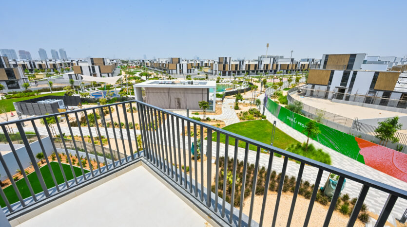 4BR+Family+Maid | G+2 | Pool and Park Facing | 4B2