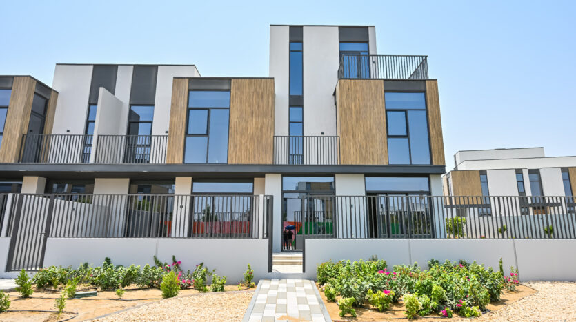 4BR+Family+Maid | G+2 | Pool and Park Facing | 4B2